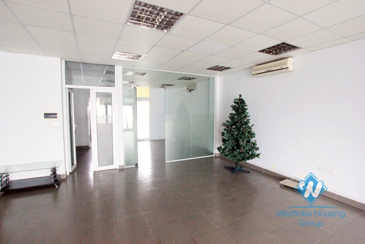 Brand new office for rent in Xuan Dieu, Tay Ho, Hanoi